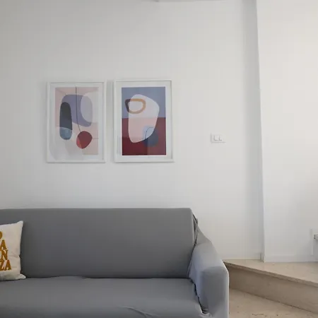 M425 - Marcelli, Bilocale Su Due Livelli Con Terrazzo Apartmán Marcelli