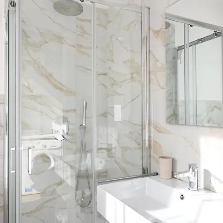 M425 - Marcelli, Bilocale Su Due Livelli Con Terrazzo